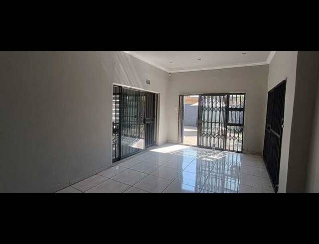 974M² BUSINESS FOR SALE IN VANDERBIJLPARK SE 7